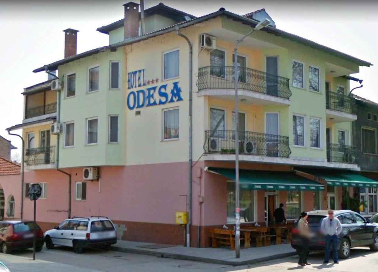 Family Hotel Odessa Szevlievo Kültér fotó