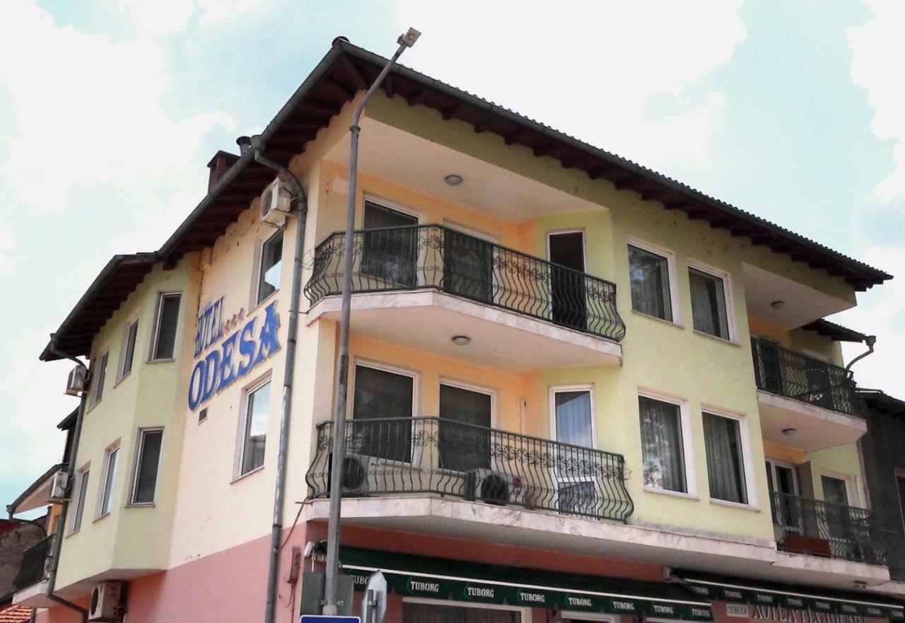 Family Hotel Odessa Szevlievo Kültér fotó